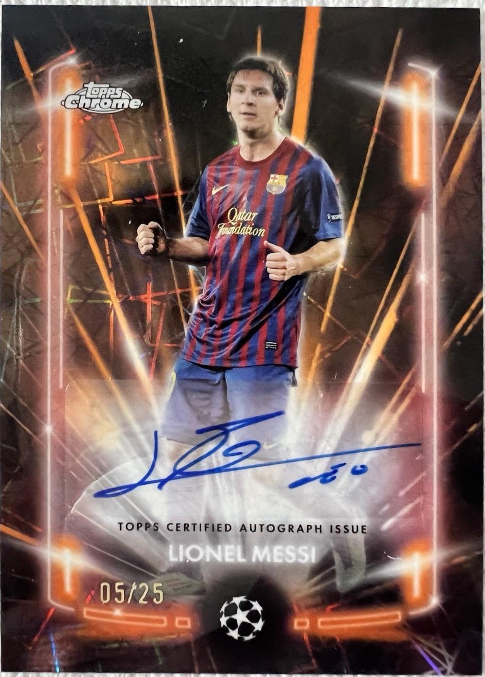 Lionel Messi - Chrome UEFA Black Lazer Autograph #BLA-ME