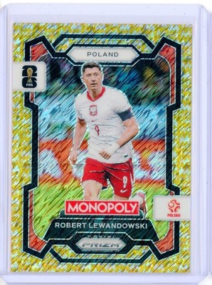 Robert Lewandowski - Prizm Monopoly FIFA World Cup #84