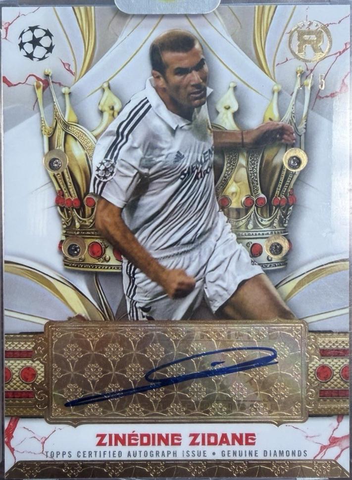 Zinedine Zidane - Reverence UEFA Crowned Legend Autograph #CLA-ZZ