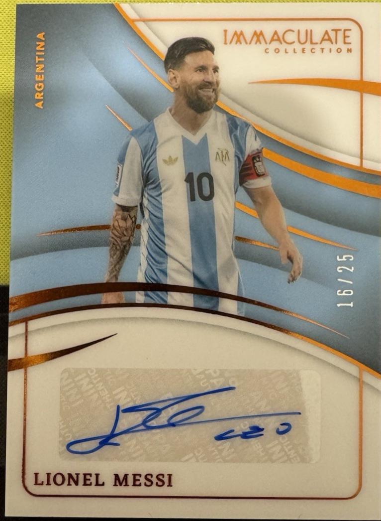 Lionel Messi - Immaculate Autograph #13