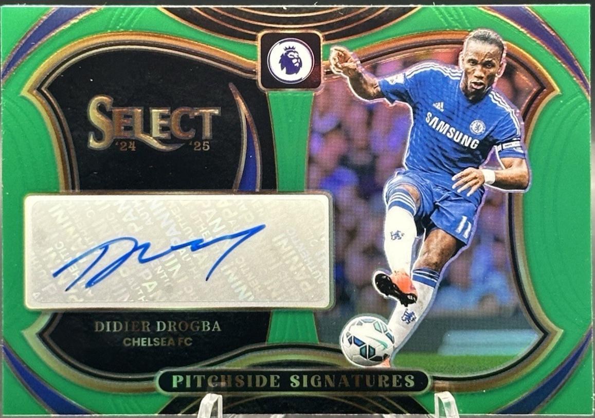 Didier Drogba - Select Premier League Pitchside Signature #17