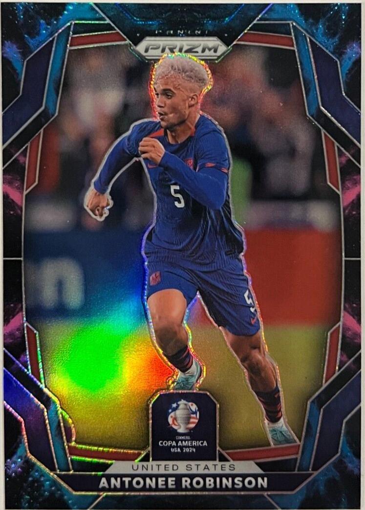 Antonee Robinson - Prizm Copa America #162