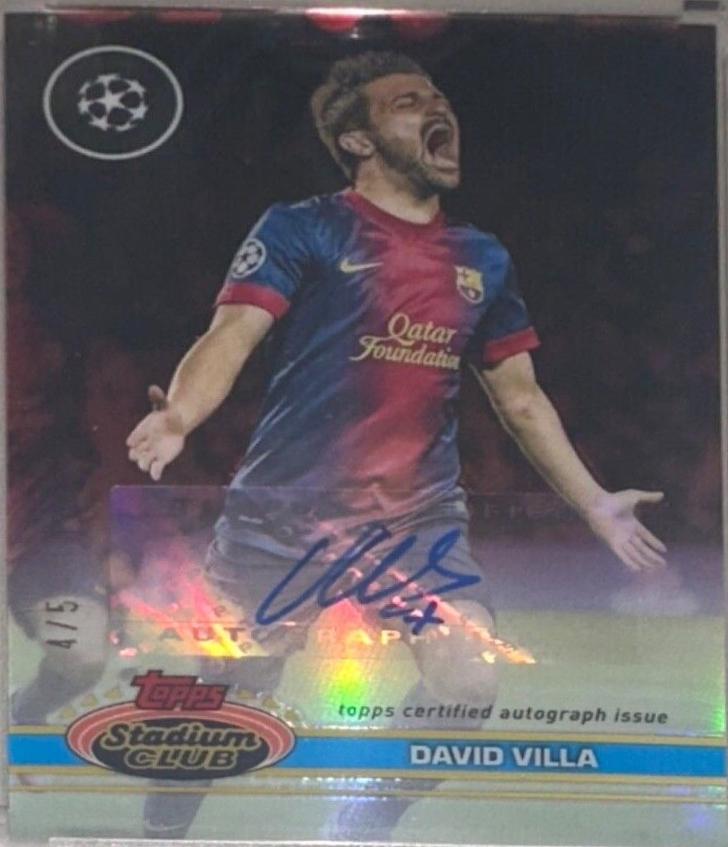 David Villa - Stadium Club Chrome UEFA Classic Kits Autograph #CKA-DV