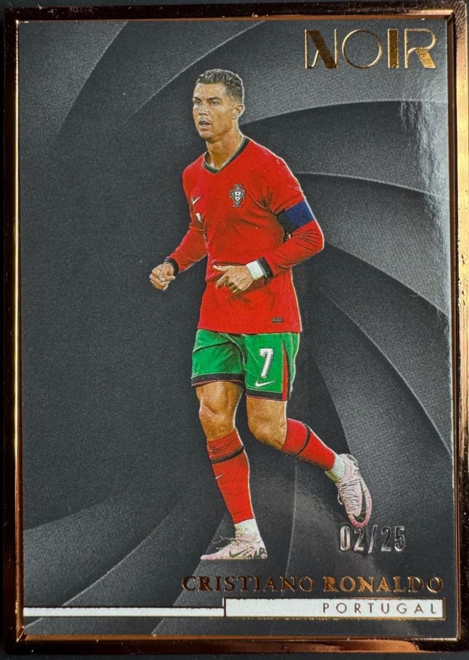 Cristiano Ronaldo - Noir #87