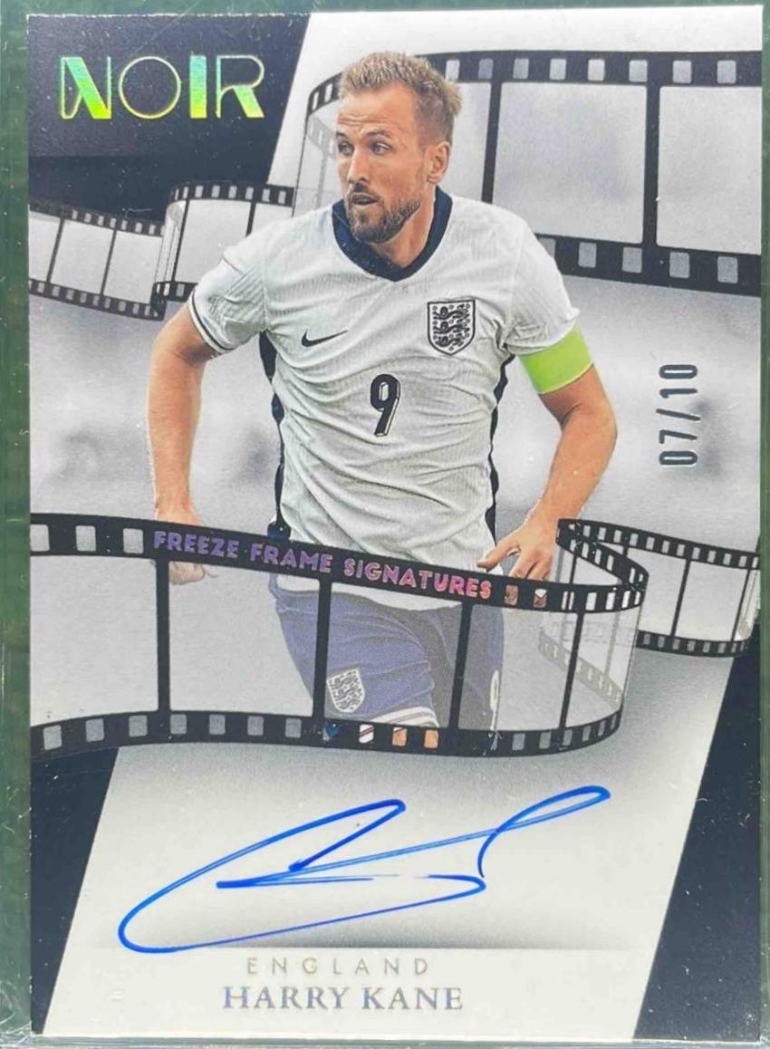 Harry Kane - Noir Freeze Frame Signature #31