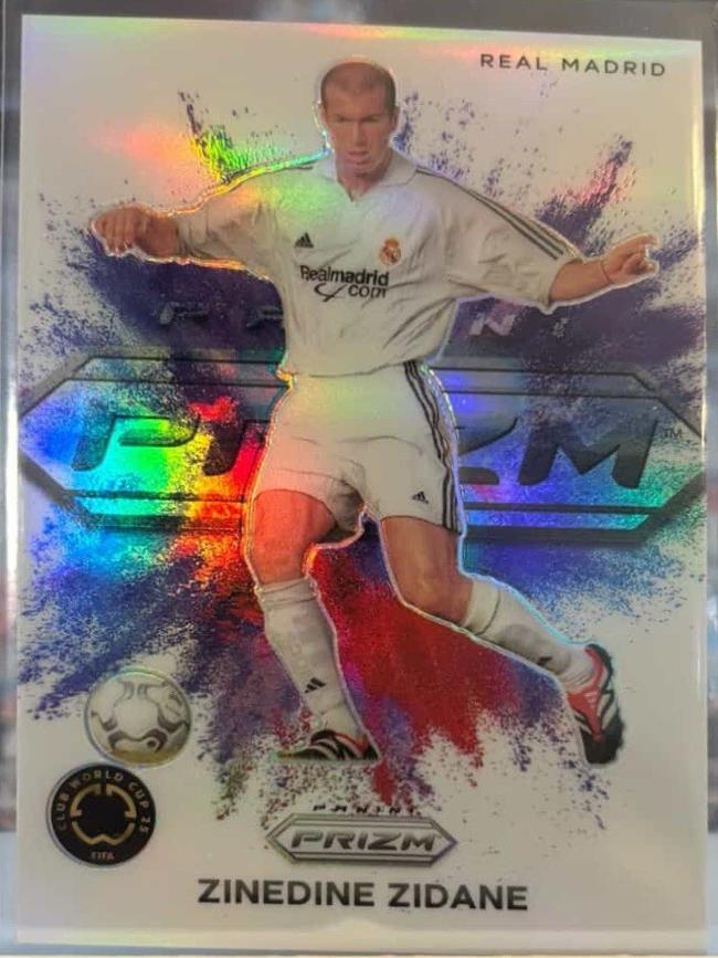 Zinedine Zidane - Prizm FIFA Color Blast #18