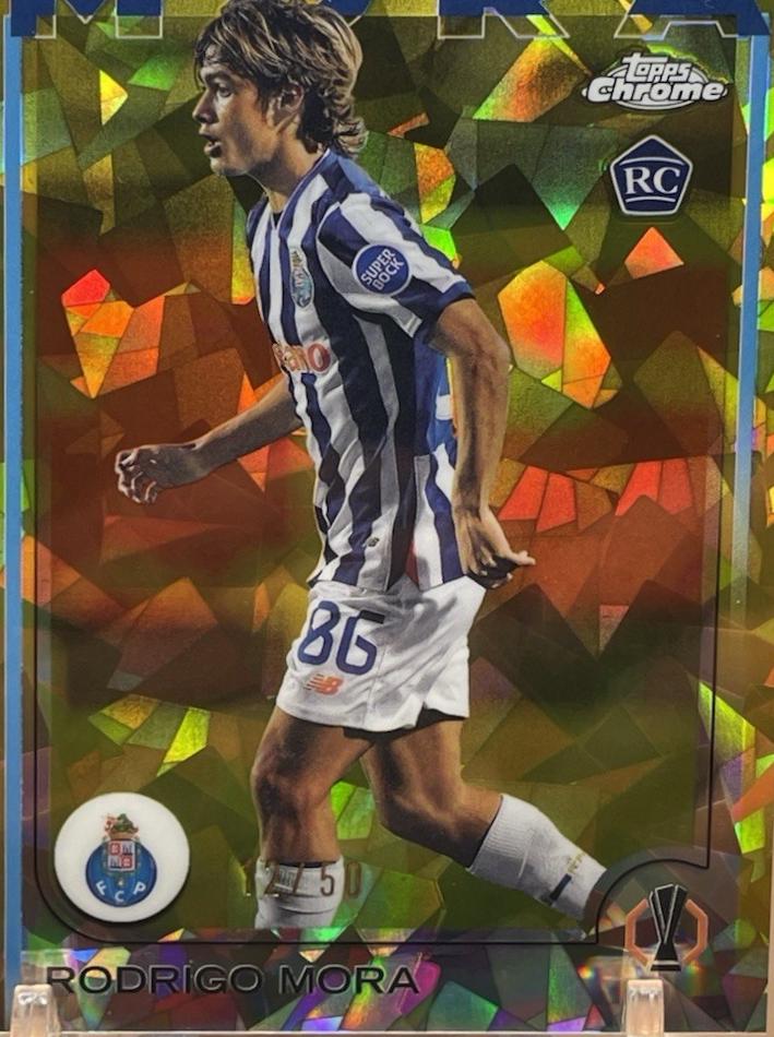 Rodrigo Mora - Chrome UEFA #137