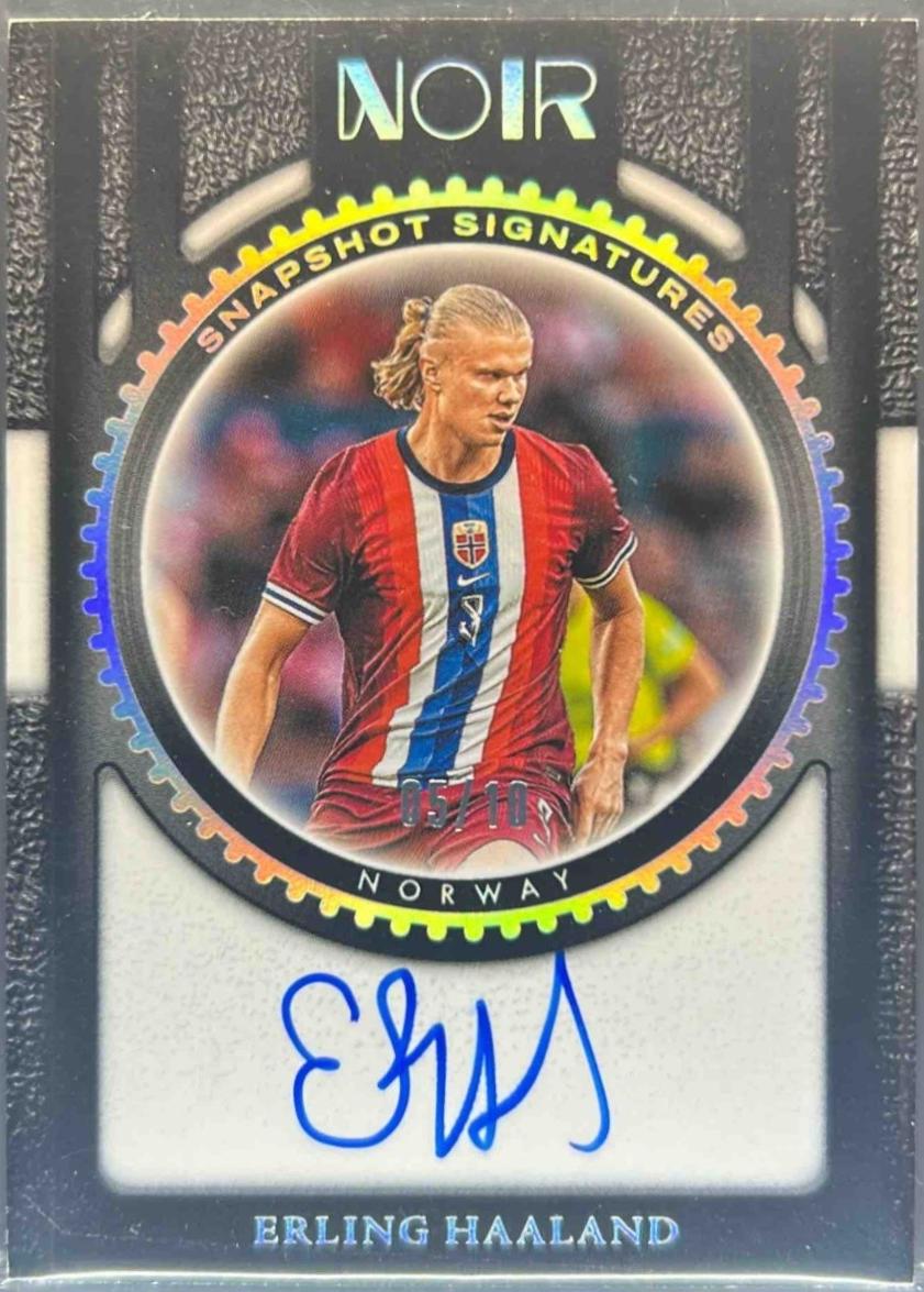 Erling Haaland - Noir Snapshot Signature #8