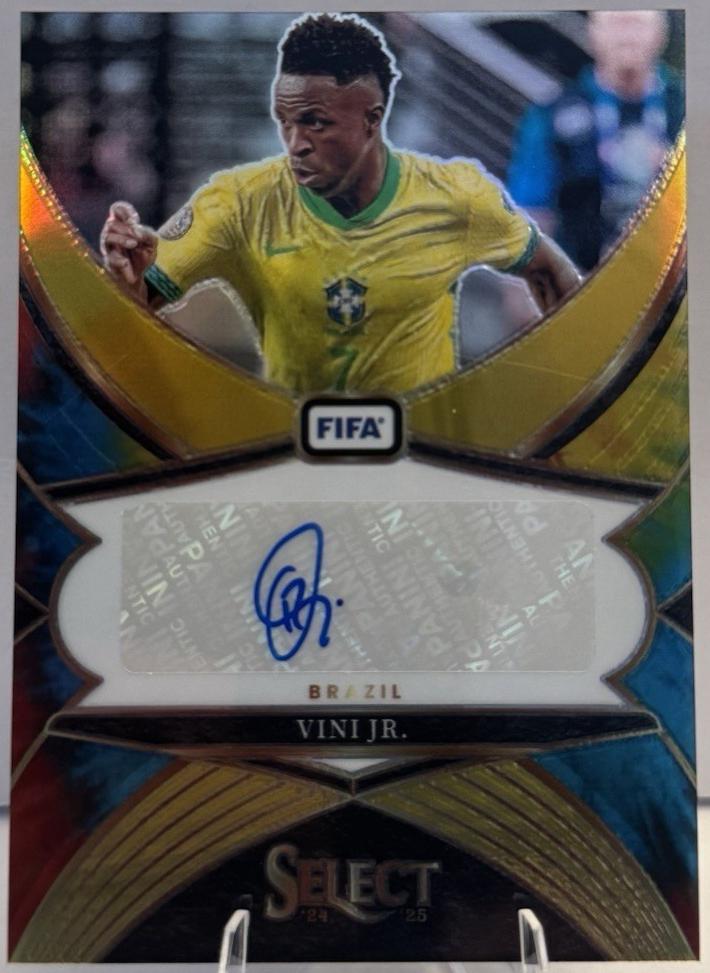 Vini Jr. - Select FIFA Select Signature #SS-VJR