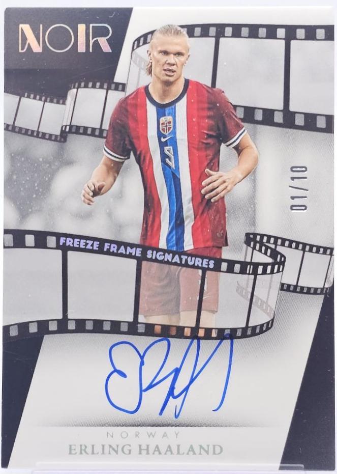 Erling Haaland - Noir Freeze Frame Signature #33