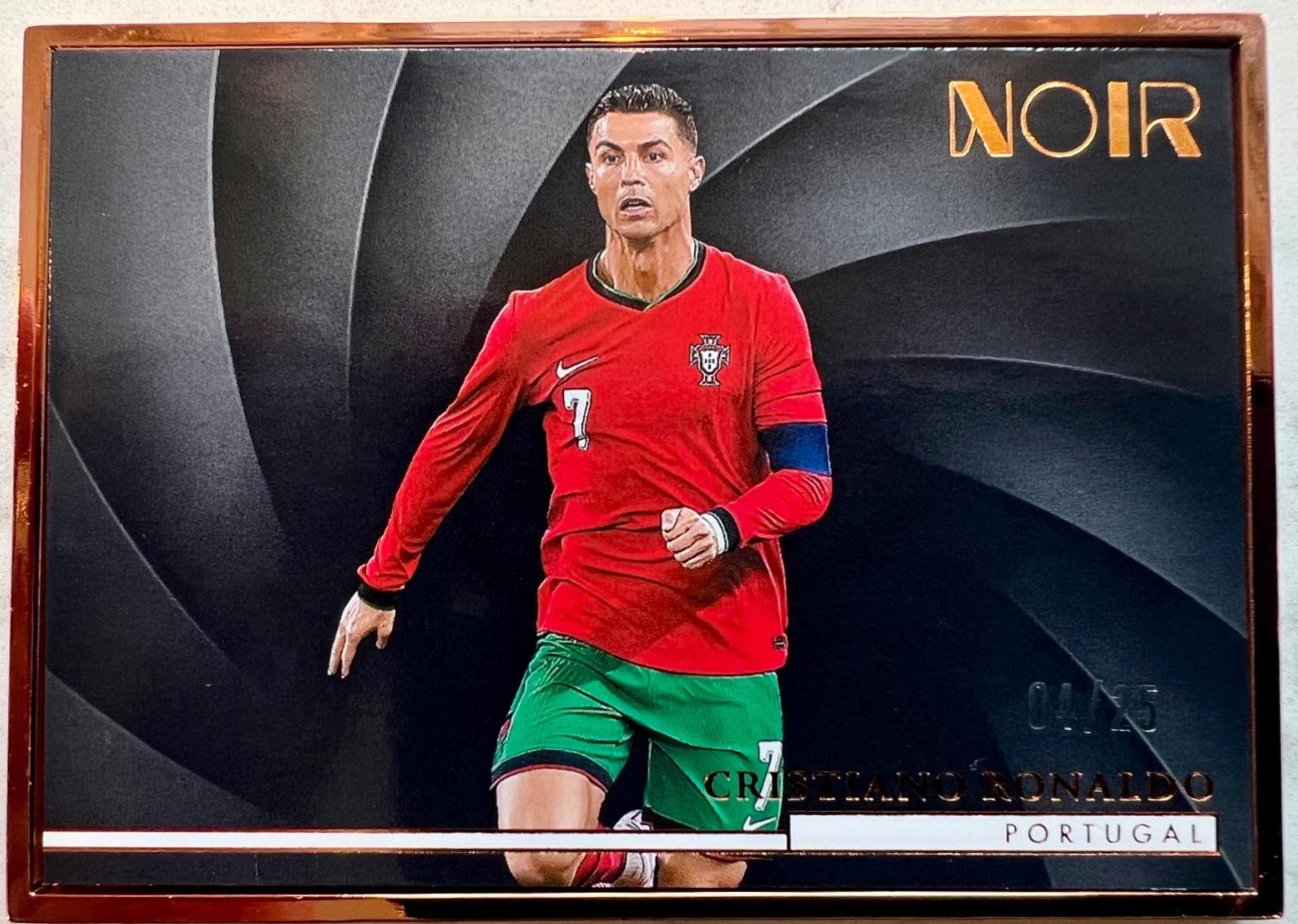 Cristiano Ronaldo - Noir #187