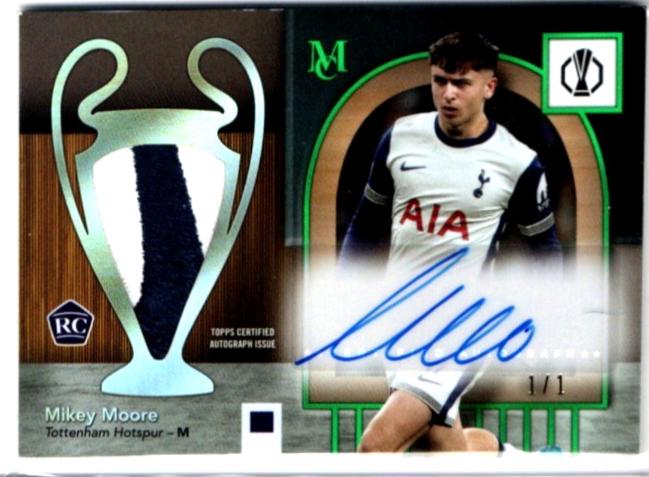 Mikey Moore - Museum UEFA Momentous Material Jumbo Autograph #MMJA-MM