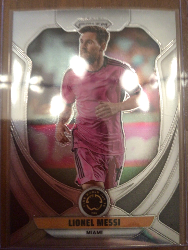 Lionel Messi - Prizm FIFA Club World Cup #200